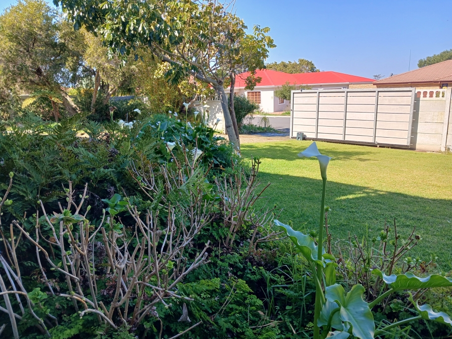 3 Bedroom Property for Sale in Heuningkloof Western Cape